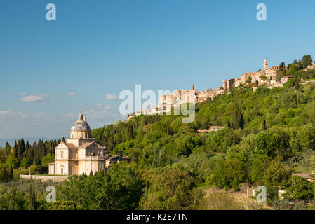 Stadtbild mit Kirche San Biagio, Montepulciano, Toskana, Italien Stockfoto