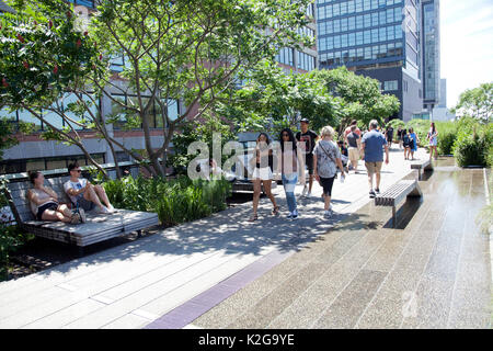 High Line Park Brücke in Lower Manhattan, New York - USA Stockfoto