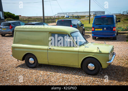 1966 Hillman Imp Commer Van in Dungeness, Kent, Großbritannien Stockfoto