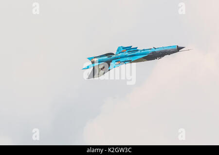 RADOM, Polen - 26. AUGUST 2017: Polnische Su 22 Fighter Anzeige während Radom Air Show 2017. Stockfoto