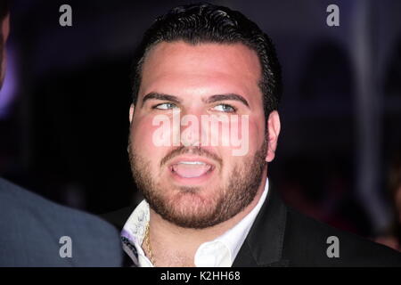 "Die Kinder" Charity Event zugunsten der Materie und der starkey Anhörung Stiftung wird besondere Gäste gehören Gene Simmons von KISS, die Schauspielerin Sophie Simmons, und America's Got Talent Star Sal Valentinetti Mit: Sal "The Voice" valentinetti Wo: Bridgehampton, New York, United States Wann: 29 Jun 2017: Rob Rich/WENN.com Stockfoto