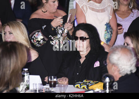 "Die Kinder" Charity Event zugunsten der Materie und der starkey Anhörung Stiftung wird besondere Gäste gehören Gene Simmons von KISS, die Schauspielerin Sophie Simmons, und America's Got Talent Star Sal Valentinetti Mit: Gene Simmons Wo: Bridgehampton, New York, United States Wann: 29 Jun 2017: Rob Rich/WENN.com Stockfoto