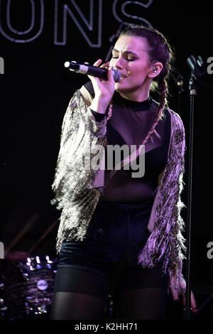 "Die Kinder" Charity Event zugunsten der Materie und der starkey Anhörung Stiftung wird besondere Gäste gehören Gene Simmons von KISS, die Schauspielerin Sophie Simmons, und America's Got Talent Star Sal Valentinetti Mit: Sophie Simmons Wo: Bridgehampton, New York, United States Wann: 29 Jun 2017: Rob Rich/WENN.com Stockfoto