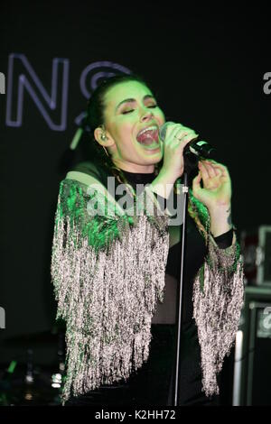 "Die Kinder" Charity Event zugunsten der Materie und der starkey Anhörung Stiftung wird besondere Gäste gehören Gene Simmons von KISS, die Schauspielerin Sophie Simmons, und America's Got Talent Star Sal Valentinetti Mit: Sophie Simmons Wo: Bridgehampton, New York, United States Wann: 29 Jun 2017: Rob Rich/WENN.com Stockfoto