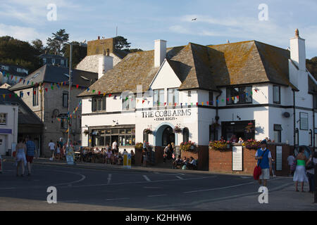 Lyme Regis, antike Stadt im Domesday Book empfohlene, mit historischen Cobb und Hafen Wahrzeichen an der Grenze Dorset-Devon, South West England, Großbritannien Stockfoto