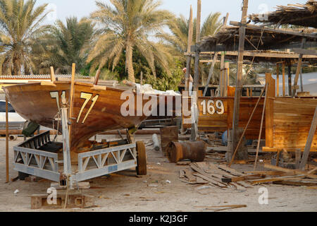 Boote aus Holz, Tauschwaren, Abu Dhabi Stockfoto