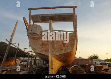 Boote aus Holz, Tauschwaren, Abu Dhabi Stockfoto