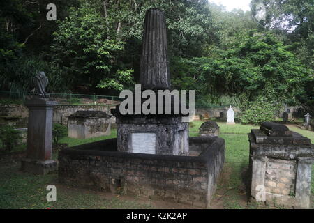 Grab von Sir John D'Oyly (1774 - 1824) - bei Garnisonsfriedhof, Kandy. Stockfoto