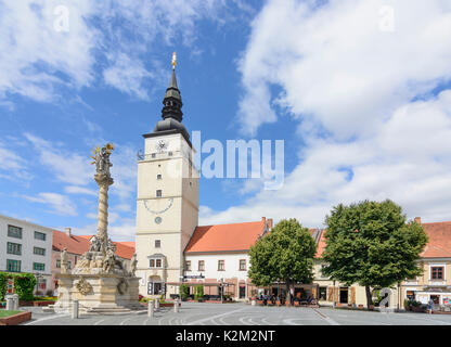 City Tower, Fußgängerzone, Trinity Square, Dreifaltigkeitssäule, Trnava (Tyrnau), Slowakei Stockfoto