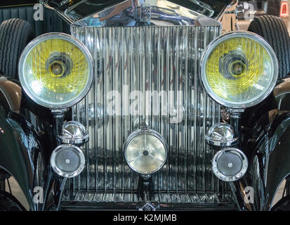 Detail von 1933 Rolls Royce Phantom II Continental Park Ward Reiselimousine auf Anzeige in der BMW Welt, München, Deutschland Stockfoto