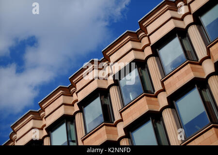 Art déco-Design auf modernes Gebäude in Marylebone, London, UK Stockfoto