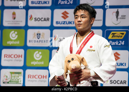 Budapest, Ungarn. 30 Aug, 2017. Hashimoto Soichi von Japan auf dem Podium für-73-kg-Klasse bei der Judo-WM Budapest 2017, der am 30. August 2017 in Budapest, Ungarn. Credit: Rok Rakun/Pacific Press/Alamy leben Nachrichten Stockfoto