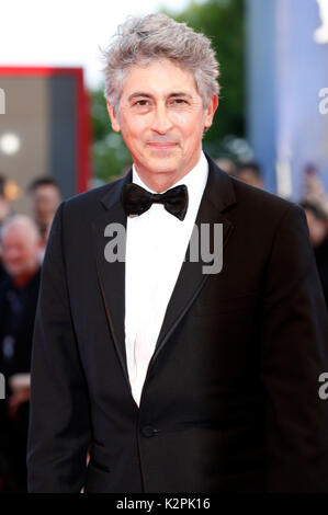 Venedig, Italien. 30 Aug, 2017. Alexander Payne an der 'Downsizing' Premiere und Eröffnung der 74. Internationalen Filmfestspielen von Venedig im Palazzo del Cinema am 30. August 2017 in Venedig, Italien. Credit: geisler - fotopress/alamy leben Nachrichten Stockfoto