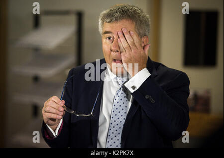 Brüssel, Bxl, Belgien. 31 Aug, 2017. Ryszard Czarnecki Mitglied des Europäischen Parlaments (MDEP) während der Debatte über die Rechtsstaatlichkeit in Polen an der Ausschuss des Europäischen Parlaments für Bürgerliche Freiheiten, Justiz und Inneres in Brüssel, Belgien, am 31.08.2017 von Wiktor Dabkowski Credit: Wiktor Dabkowski/ZUMA Draht/Alamy leben Nachrichten Stockfoto