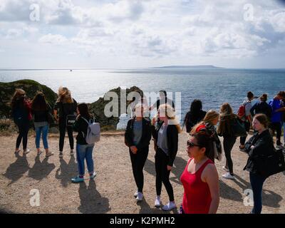 Durdle Door, Dorset, Großbritannien. 31. August 2017. UK Wetter. Urlauber genießen Sie einen sonnigen Tag auf der Jurassic Coast. Credit: Dan Tucker/Alamy leben Nachrichten Stockfoto