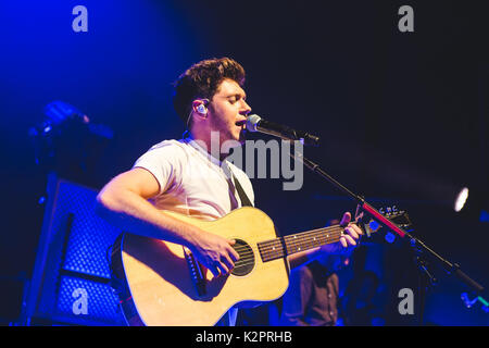 London, Großbritannien. 31. August 2017 - Ehemalige eine Richtung Mitglied, Niall Horan, spielt sein Debüt UK Solo Show in der O2 Shepherds Bush Empire in London, 2017 Credit: Myles Wright/ZUMA Draht/Alamy leben Nachrichten Stockfoto