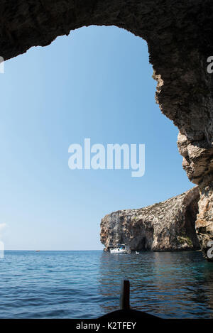 Ansicht von innen die Blaue Grotte Meer Höhle in Malta Stockfoto