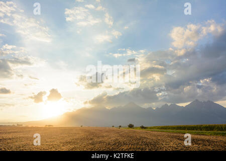 Hohe Tatra aus Süd-ost, vor lomnitzer stit (Lomnica Peak, Lomnitzer Spitze), Vysoke Tatry (Hohe Tatra, Hohe Tatra, Slowakei Stockfoto