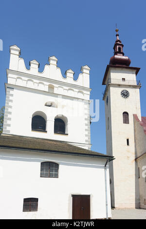 Kirche und Glockenturm, Spisska Bela (Zipser Bela), Slowakei Stockfoto