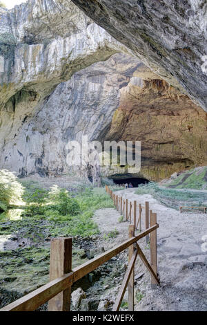 Innenraum devetashka Höhle in der Nähe von Lowetsch, Bulgarien Stockfoto