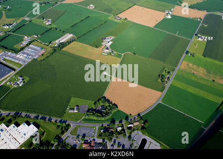 Luftaufnahme von industriellen und landwirtschaftlichen Flächen, LITITZ PA Stockfoto