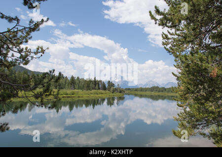 Malerischer Blick auf Oxbow Bend in Snake River im Grand Teton National Park, WY Stockfoto