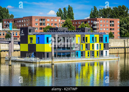 IBA-Dock in der Mueggenburger Einfuhrhafen Veddel, Hamburg, Deutschland, Europa, IBA-Dock Veddel im Mueggenburger Zollhafen von, Deutschland, Europa Stockfoto