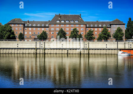 Wohnhaus im Mueggenburger Einfuhrhafen Veddel, Hamburg, Deutschland, Europa, Wohnhaus am Mueggenburger Zollhafen von Veddel, Deutschland, Eu Stockfoto