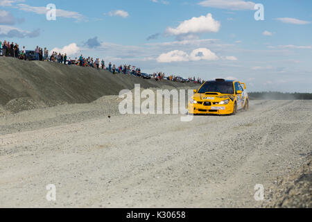 Asbest, Russland 5. August 2017 - Die 6. Stufe des russischen Rally Championship 2017, Subaru Impreza WRX STI Auto, myasnikov Treiber Stockfoto