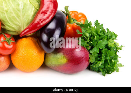 Satz von Obst und Gemüse isoliert auf weißem Hintergrund Stockfoto