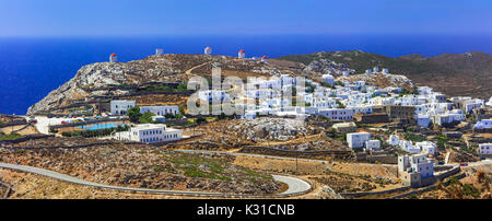 Schönen Dorf Chora, Amorgos Insel, Panoramaaussicht, Kykladen, Griechenland. Stockfoto