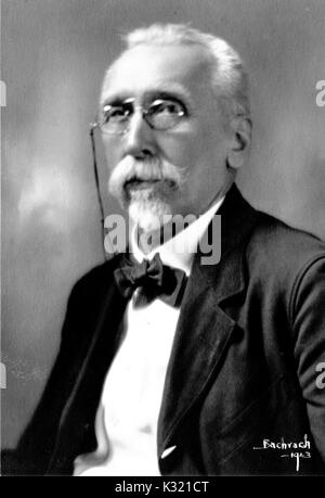 Portrait Foto des deutschen Linguisten Hermann Collitz, während seiner Zeit als Germanistik Lehrstuhl an der Johns Hopkins University in Baltimore, Maryland, 1923. Stockfoto