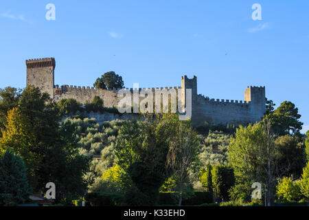 Mittelalterliche Festung Rocca del Leone bei Castiglione del Lago in Umbrien. Stockfoto