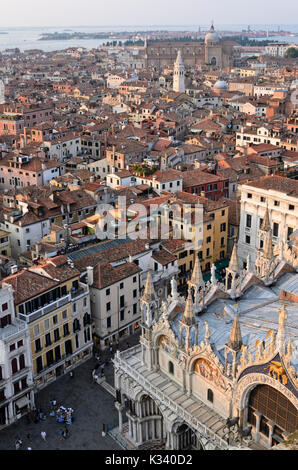 St Mark's Square und St Mark's Basilika, Venedig, Italien Stockfoto