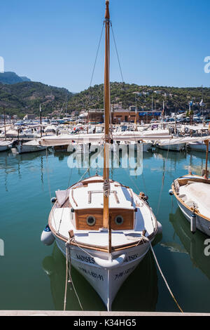 Sóller ist eine Stadt-, Hafen- und Gemeinde an der Westküste von Mallorca ist berühmt für seine Eisenbahn, auf den Balearischen Inseln in Spanien. Stockfoto