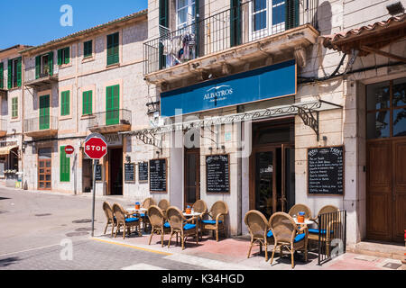 Sóller ist eine Stadt-, Hafen- und Gemeinde an der Westküste von Mallorca ist berühmt für seine Eisenbahn, auf den Balearischen Inseln in Spanien. Stockfoto