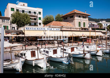 Sóller ist eine Stadt-, Hafen- und Gemeinde an der Westküste von Mallorca ist berühmt für seine Eisenbahn, auf den Balearischen Inseln in Spanien. Stockfoto