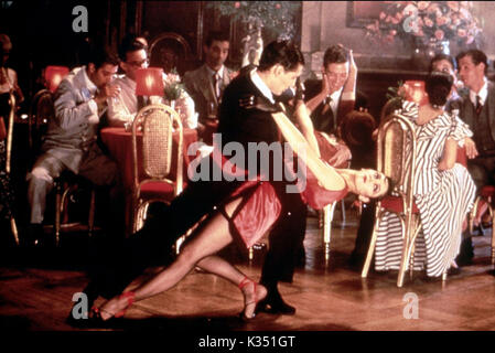 ATAME! Aka TIE ME UP TIE ME DOWN Antonio Banderas, Victoria Abril Datum: 1990 Stockfoto