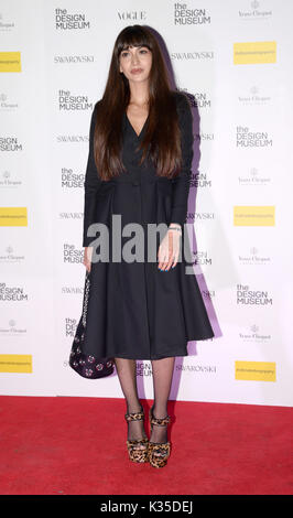 Foto muss Gutgeschrieben © Alpha Presse 078237 22/11/2016 Zara Martin auf der Design Museum VIP LAUNCH in London. Stockfoto