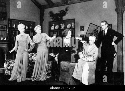 BLITHE SPIRIT HAILA STODDARD, Peggy, Holz, MILDRED NATWICK, DOREEN LANG, Clifton Webb BLITHE SPIRIT HAILA STODDARD, Peggy, Holz, MILDRED NATWICK, DOREEN LANG, Clifton Webb Stockfoto