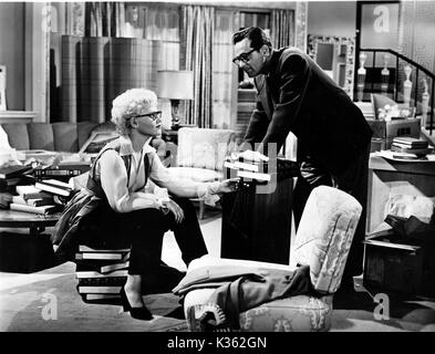 Geboren gestern JUDY HOLLIDAY, William Holden Datum: 195 O Stockfoto