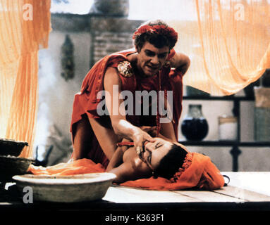 CALIGULA MALCOLM MCDOWELL Datum: 1979 Stockfoto