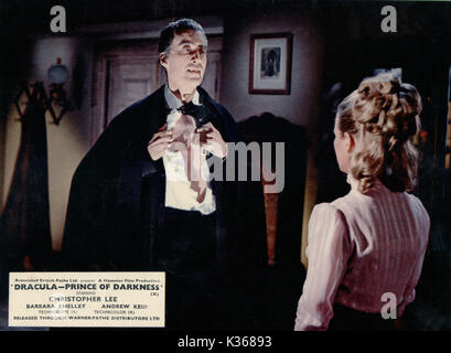 DRACULA: PRINCE OF DARKNESS HAMMER FILM PRODUCTIONS LTD. Christopher Lee, SUZAN FARMER Datum: 1966 Stockfoto