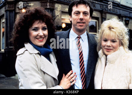 EASTENDERS LETITIA DEAN, LESLIE GRANTHAM, ANITA DOBSON Stockfoto