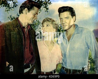 FLAMING STAR STEVE FORREST, BARBARA EDEN, ELVIS PRESLEY FLAMING STAR Datum: 1960 Stockfoto