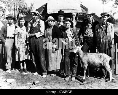 Die Trauben des Zorns l-r, EDDIE QUILLAN, DORRIS BOWDON, Henry Fonda, Jane Darwell, RUSSELL SIMPSON, FRANK DARIEN, O.Z.WHITEHEAD UND JOHN CARRADINE Stockfoto