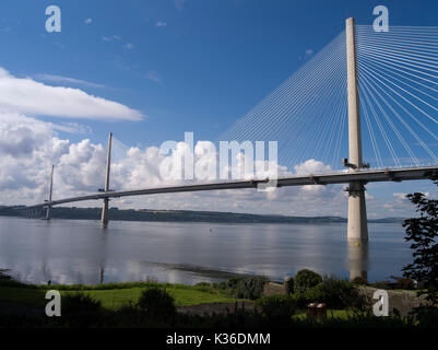 Dh Queensferry Kreuzung FORTH BRIDGE Firth-of-Forth Road Bridge River Forth Schottland schottische Brücken Stockfoto