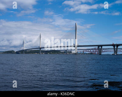 dh Queensferry Crossing FORTH BRIDGE FIRTH OF FORTH Three River Forth Bridges Forth Road Bridge scotland Roadbridge scottish neu Stockfoto