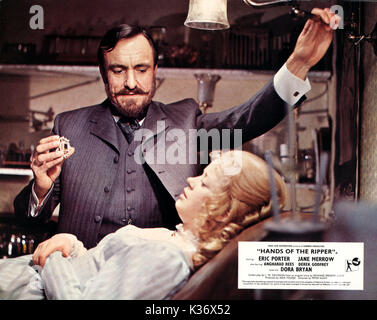 Hände von den RIPPER ERIC PORTER, ANGHARAD REES HYPNOSE Datum: 1971 Stockfoto