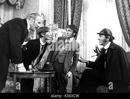 Der Hund der Baskervilles TERRY - THOMAS, Kenneth Williams, Dudley Moore, Peter Cook der Hund der Baskervilles Stockfoto